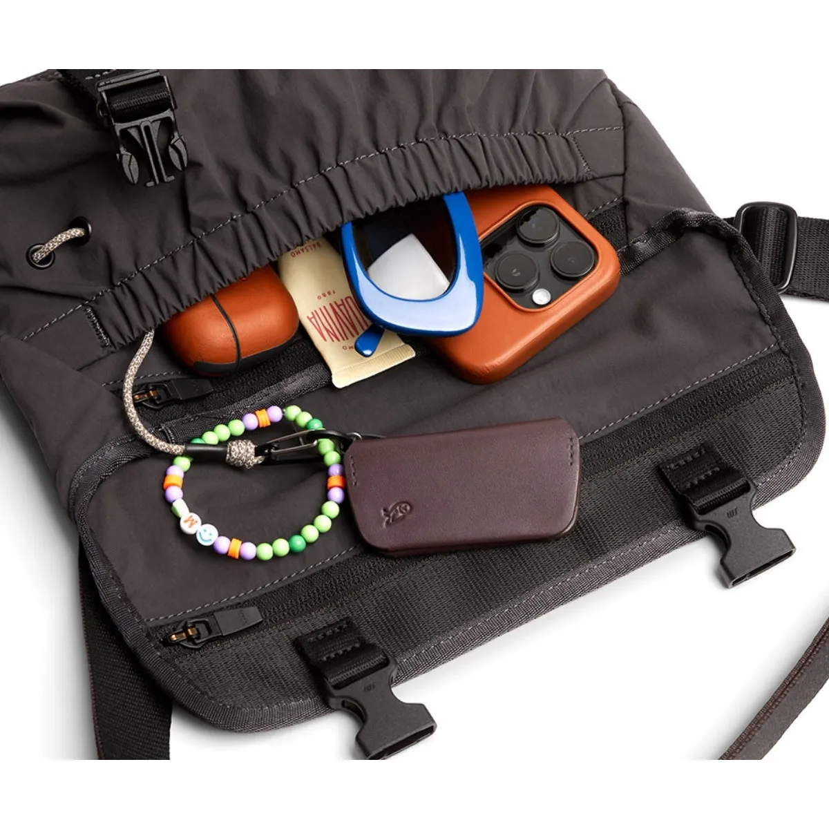 Bellroy Cinch Mini Messenger in Charcoal
