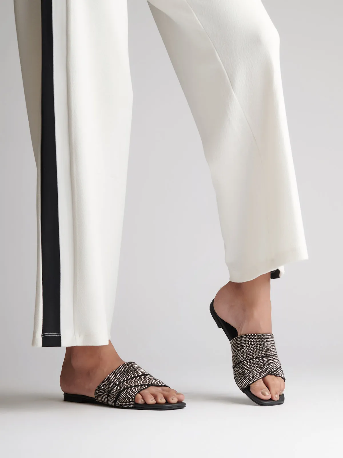 EMBELLISHED EVENING SLIDES