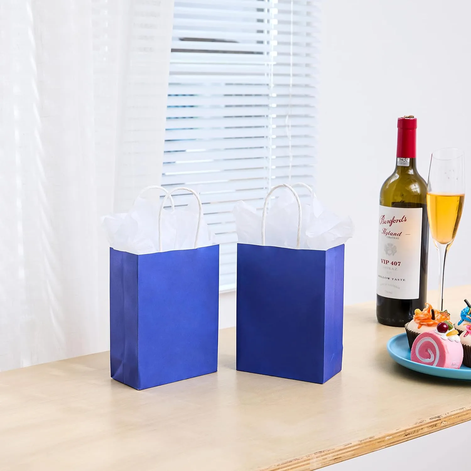 SUNCOLOR 25-Piece 6" Mini Gift Bags with Handles (Navy Blue, Solid, Glossy Paper, Versatile Occasions, 5.9 x 4.7 x 2.4 inches, Perfect for Father's Day, Graduations, Birthday Parties)
