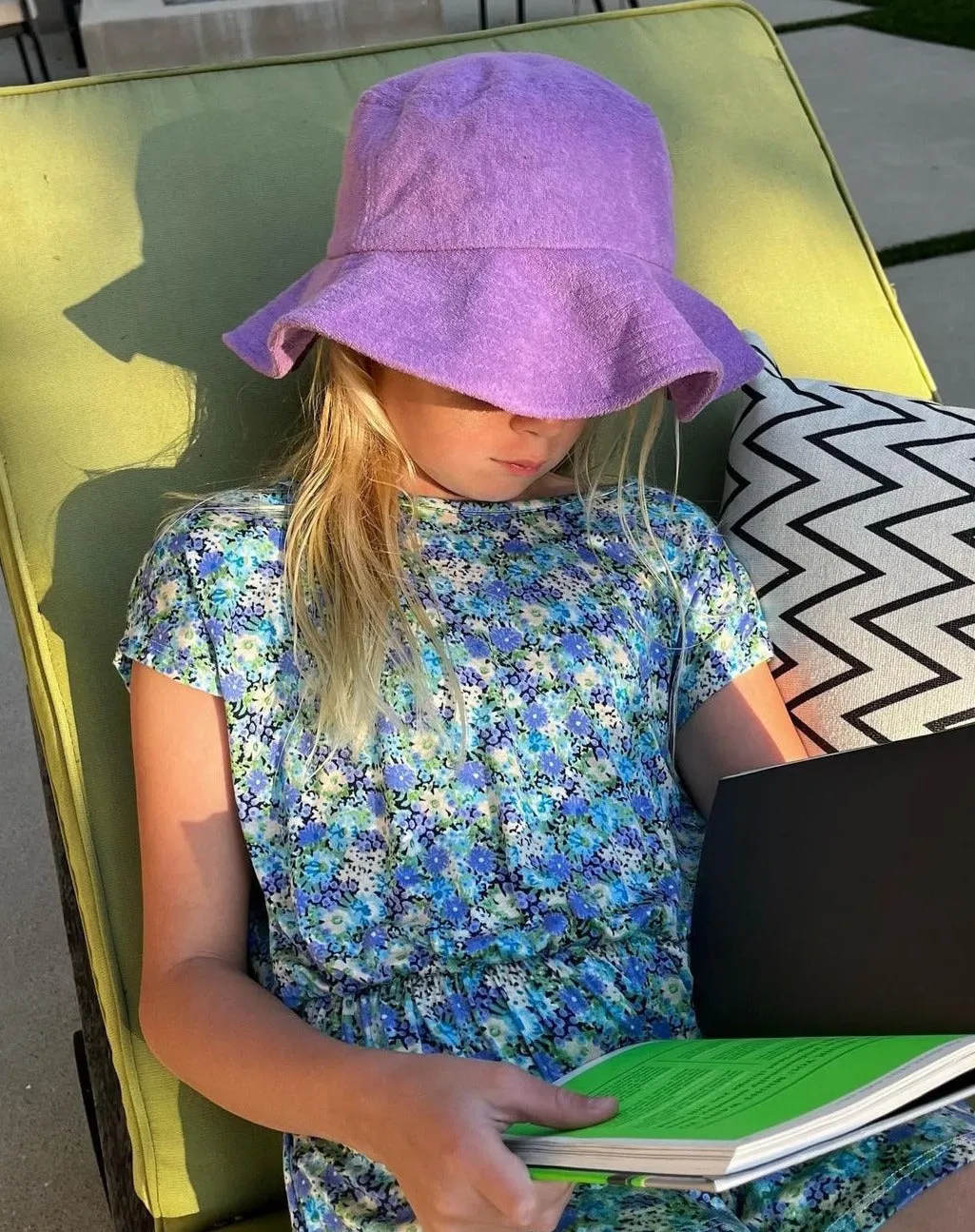 Terry Cloth Floppy Brim Bucket Hat in Purple
