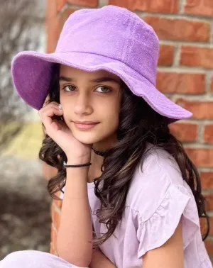 Terry Cloth Floppy Brim Bucket Hat in Purple