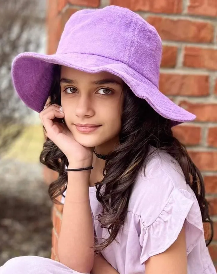 Terry Cloth Floppy Brim Bucket Hat in Purple